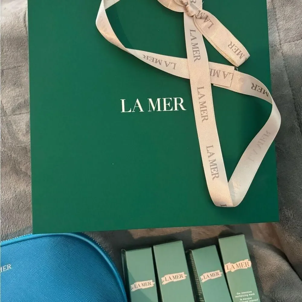 La-mer Blue and Green Skincare